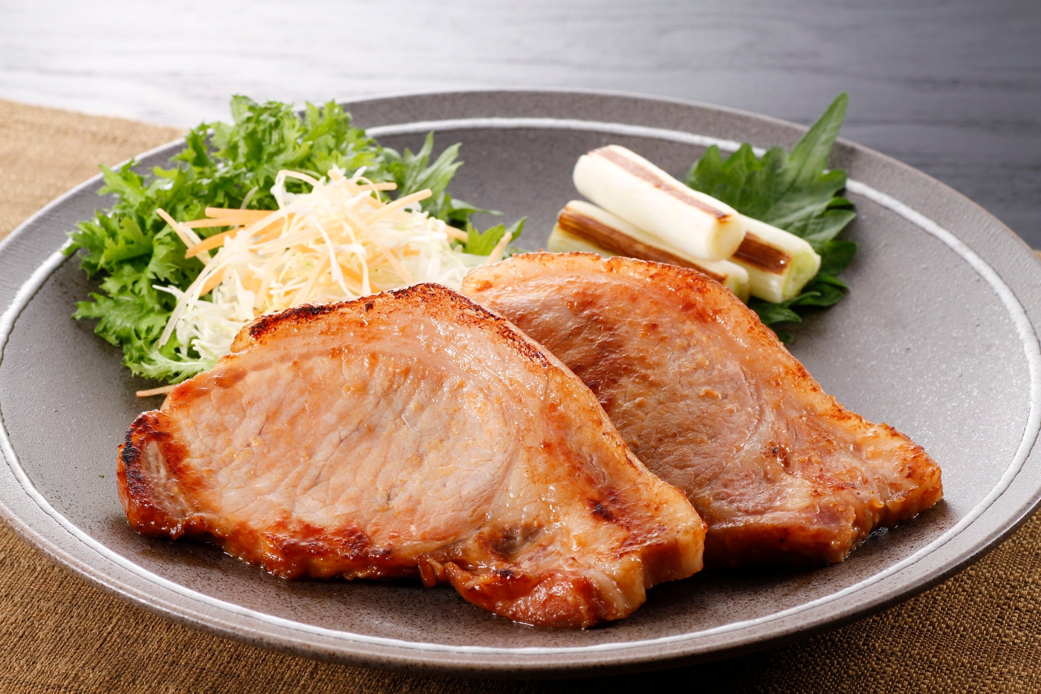 �����H�i