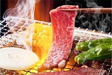 北海道和牛肩ロース焼肉用 約300g×2箱