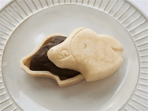 【石浜芽衣さんの宛名&サイン入りチェキ付き!】北海道おてつめカフェオレあん最中 10組入り