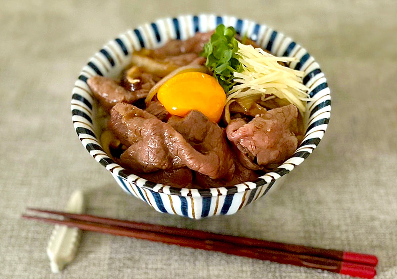 夏の贈り物】肉質最高5ランク仙台牛肩ロースすき焼き
