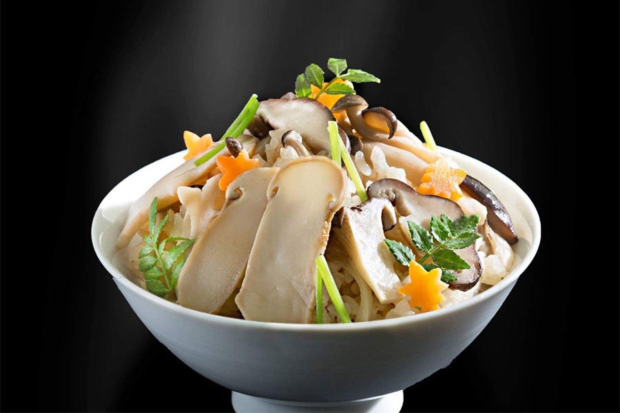 日本料理悠善 松茸・信州産きのこご飯 330g×3袋【長野県産松茸