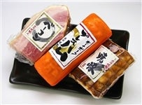 【おさだ食品】飛騨味職人　ボーノポークプレスハム＆ベーコン＆焼豚セット