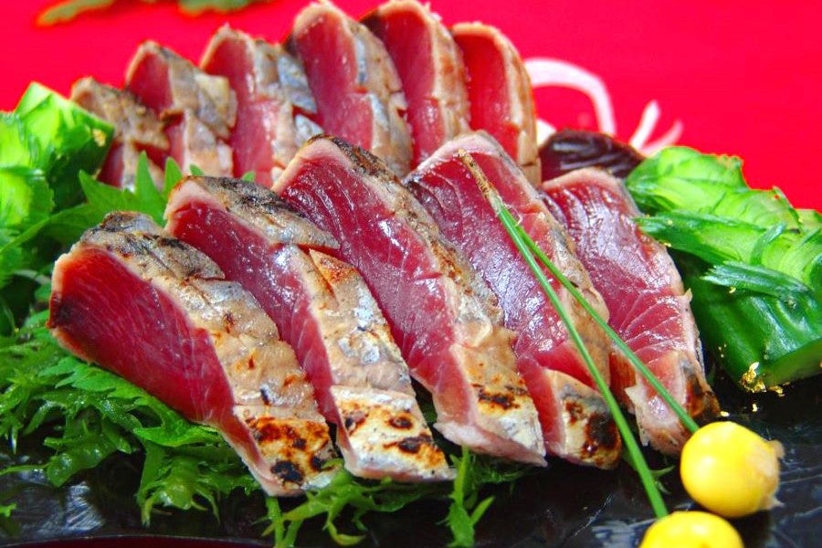 かつおの黒潮たたき造り かつお　カツオ　鰹　たたき　
