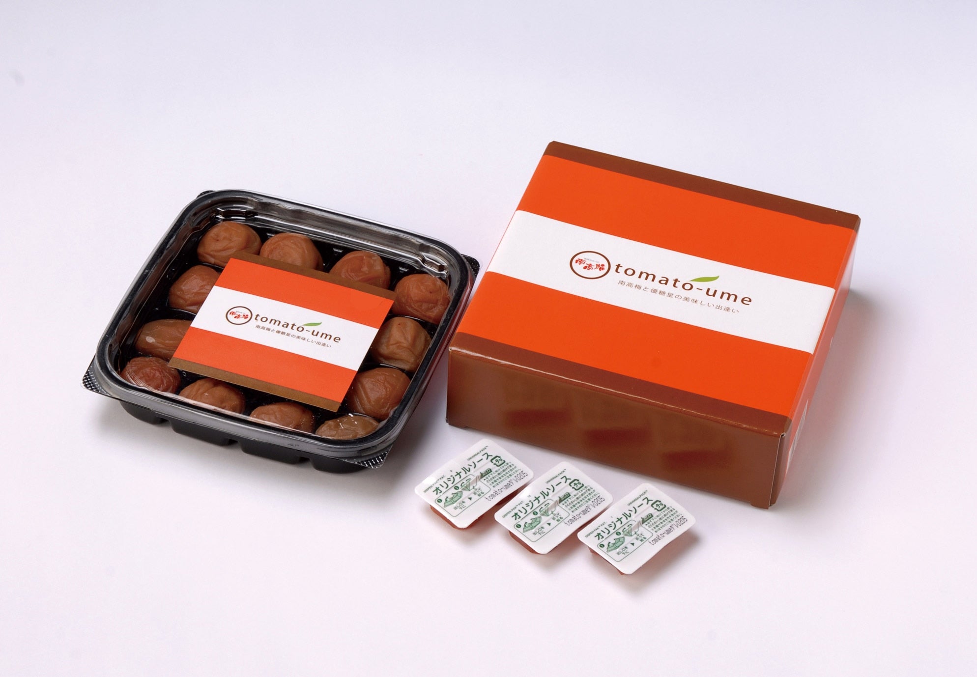 南高梅 tomato-ume 200g 化粧箱入り 塩分約8%