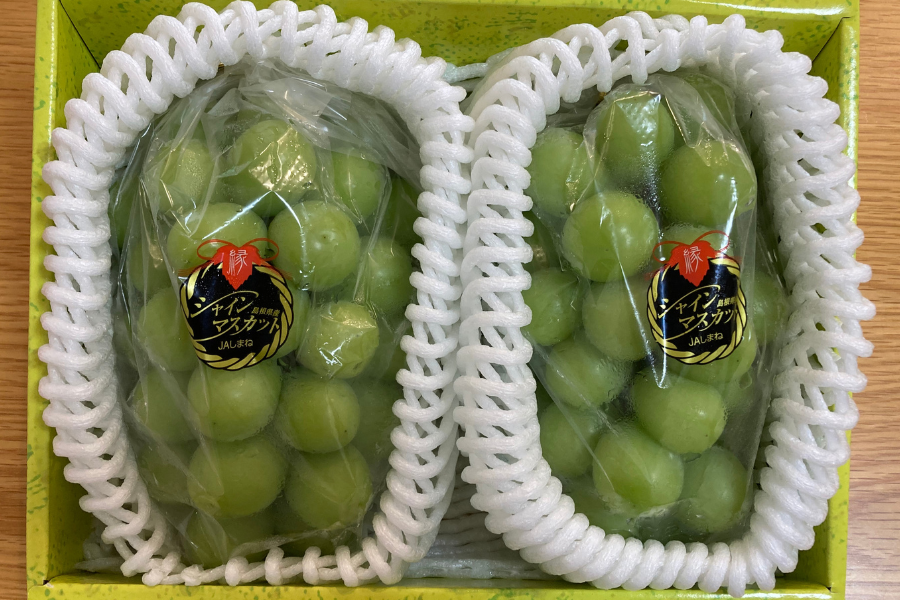島根県産 シャインマスカット 2房（600g×2）: しまね