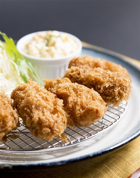 お歳暮】広島産かきフライ 能美・地御前 食べ比べセット: 広島とれたて