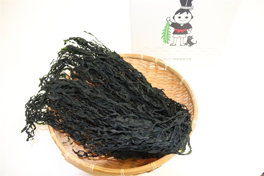 鳴門産シャキシャキ糸わかめ 105g: