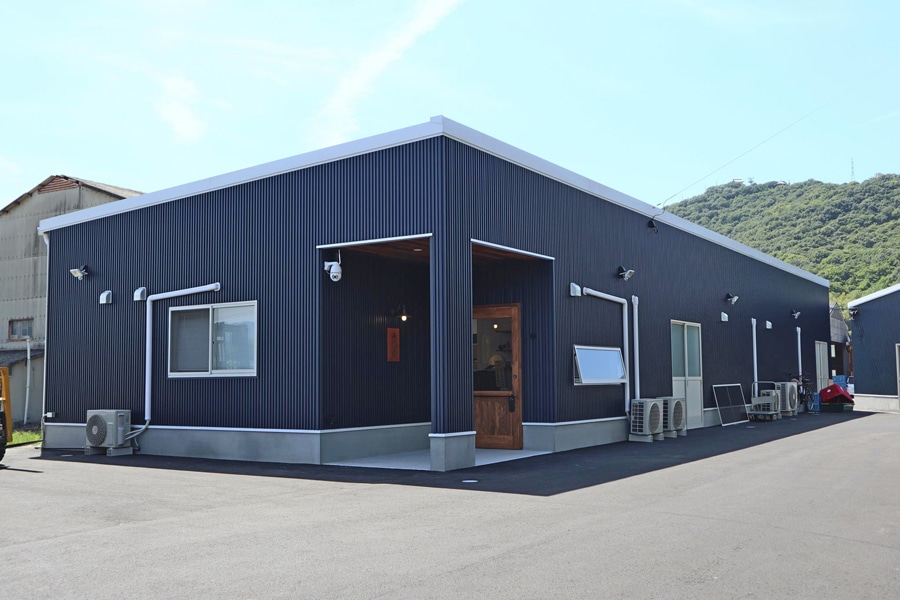 白川農場の甘熟黒にんにくMサイズ5玉 3袋セット: JAギフトセンターか