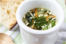 �Z ������JA�ɂ��Y�ق���񑐃X�[�v �Q�O�H �y�z�~�ق���񑐎g�p�A���Y���100���z