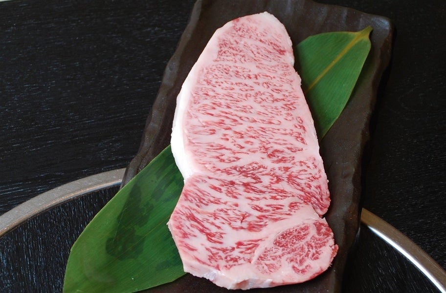 特選】博多和牛サーロインステーキ400ｇ 黒毛和牛 (冷凍） （久留米市田主丸町産）: にじ農業協同組合|【ＪＡタウン】産地直送 通販 お取り寄せ