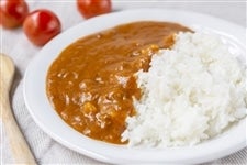 ・うきは産桃太郎トマトカレー 180g×6　ブランド豚肉耳納いっーとん使用！！