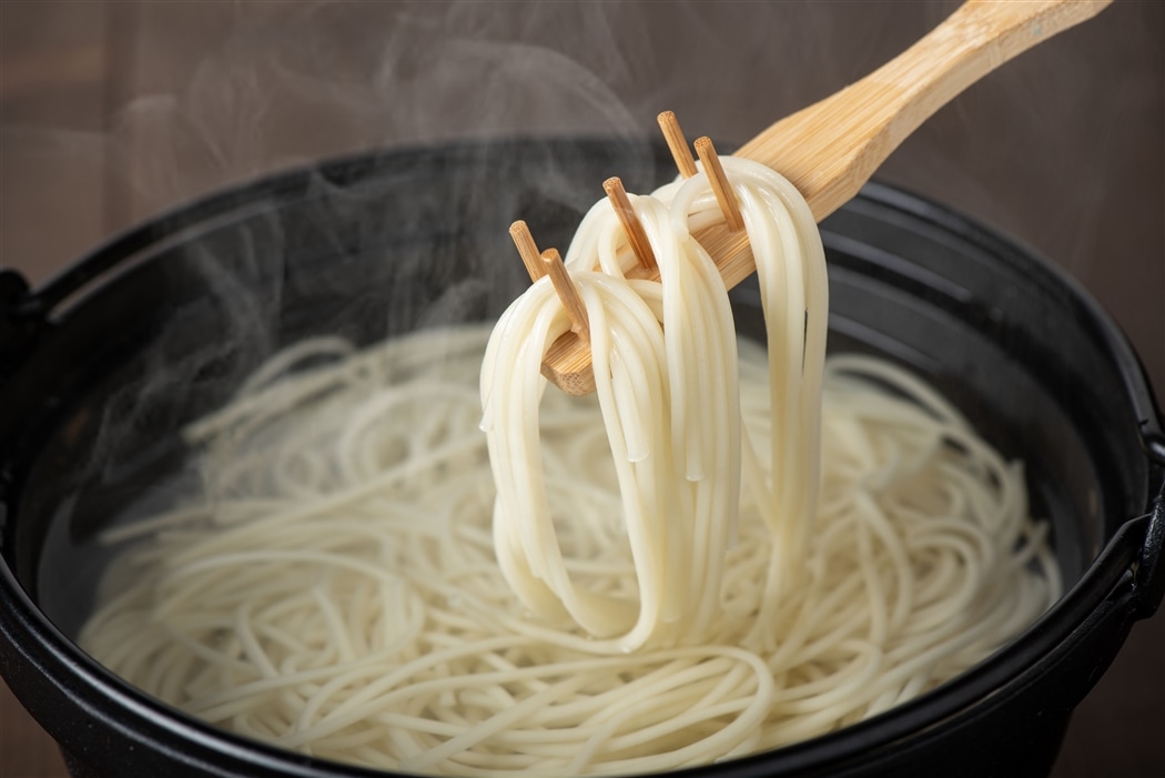 レンジで4分！冷凍五島うどん七椿2食×5袋入: もぐもぐながさき|【JA