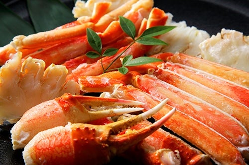 約600gのずわいがにをボイルし、急速冷凍してお届け(写真は盛りつけ例)